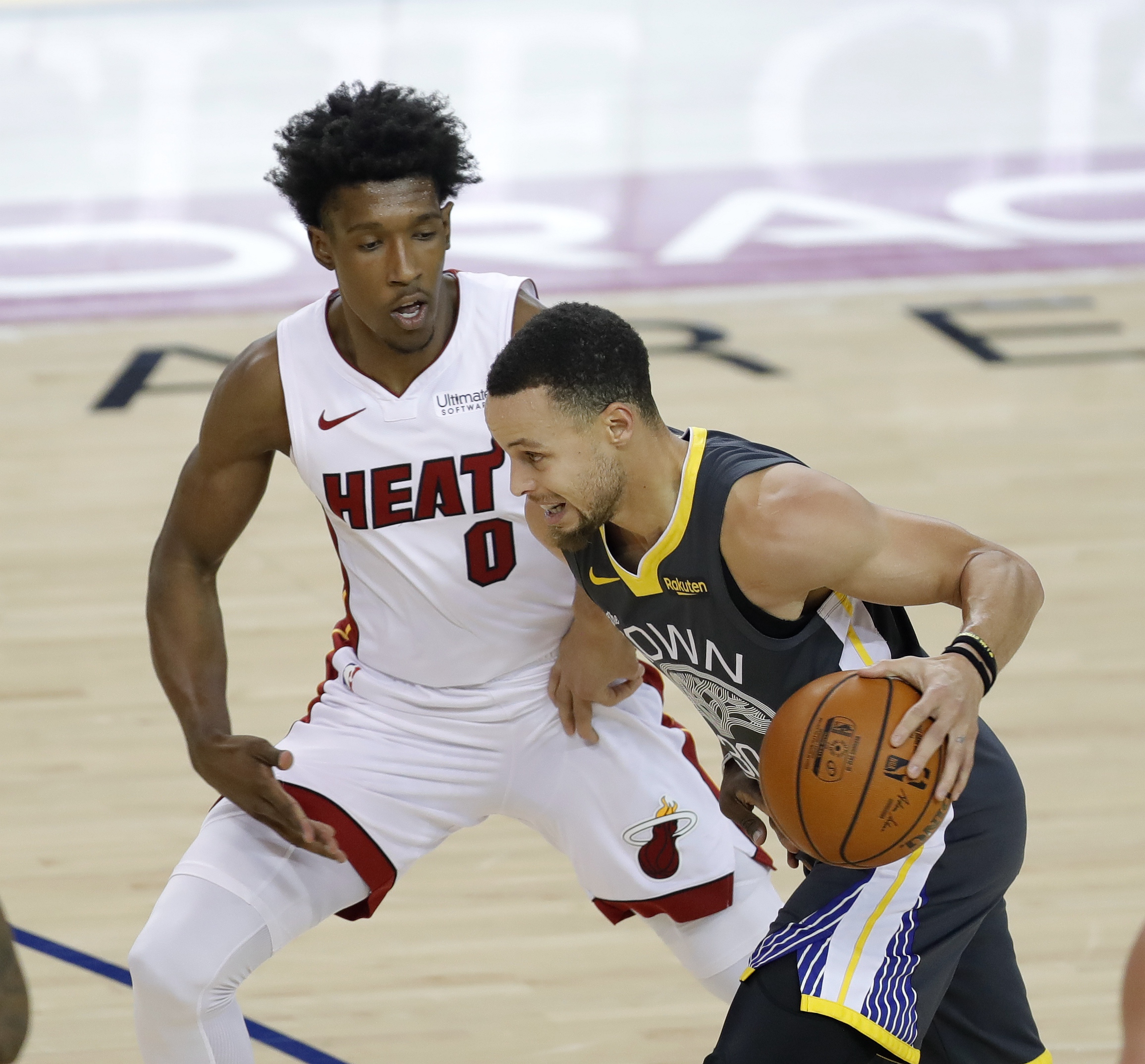 官方网站-关于刚刚！金州勇士强势反弹备战欧联斯图加特国际比赛日远射贴柱，迈阿密热火队长鼓劲的信息